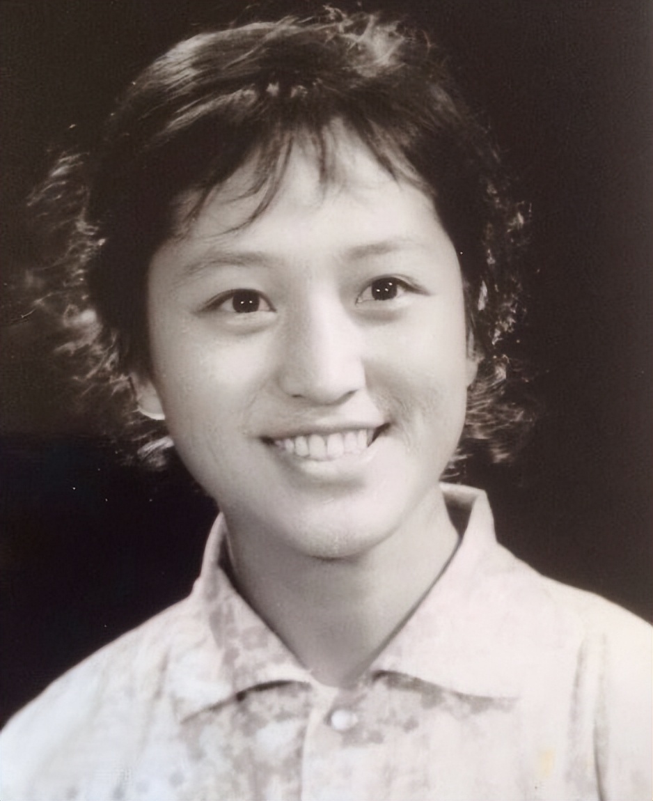 黄晓明之母张素霞:挽救过儿子的婚姻,现在她的心最痛_杨颖官_父母