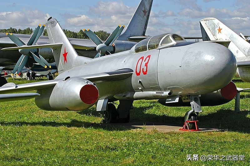 原创喷气式与活塞式国外进口并存苏联防空军航空兵最初的截击机