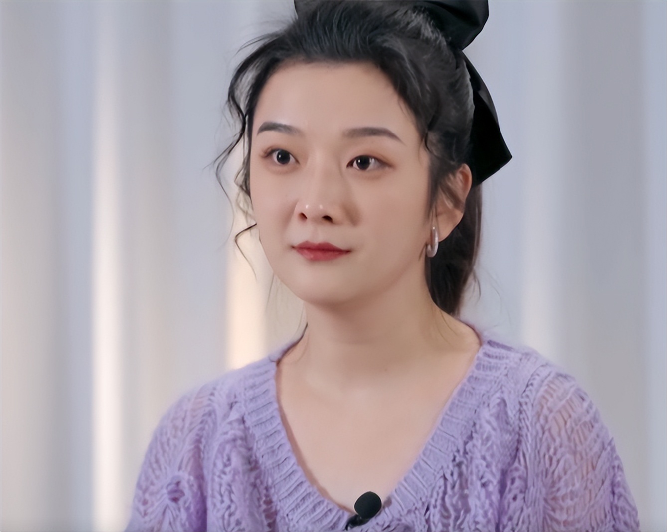 原创破大防吴雅婷离婚后自揭伤疤两次剖腹产疤痕明显被自卑压倒