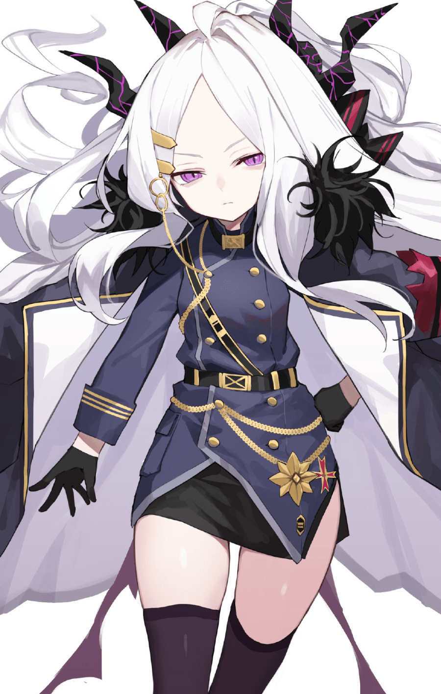 日系二次元风格的同人美少女插画小姐姐们邪魅的眯眯眼很有魅力