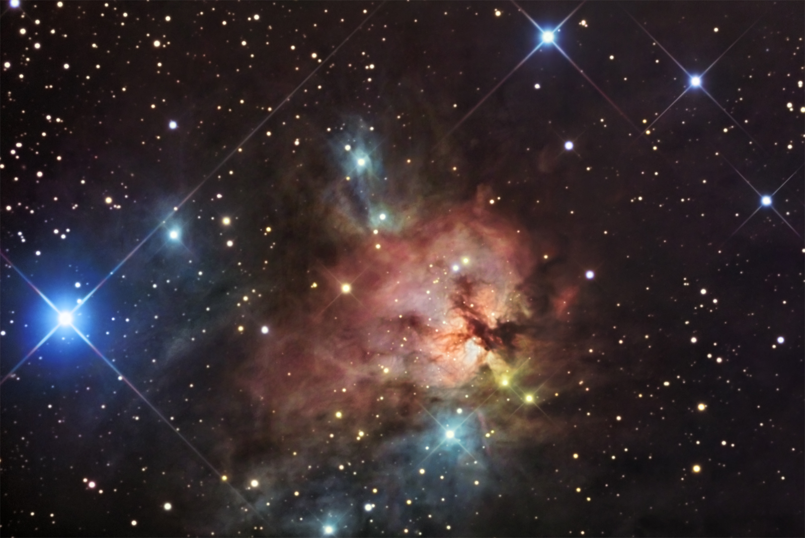 如果地球在一个星云里面我们的天空会看到什么