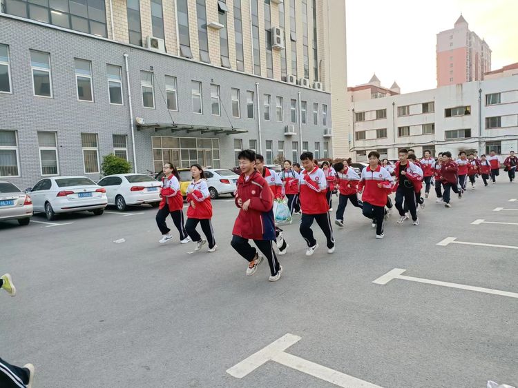 清豐縣第一高級中學關於開展全民國家安全教育日活動