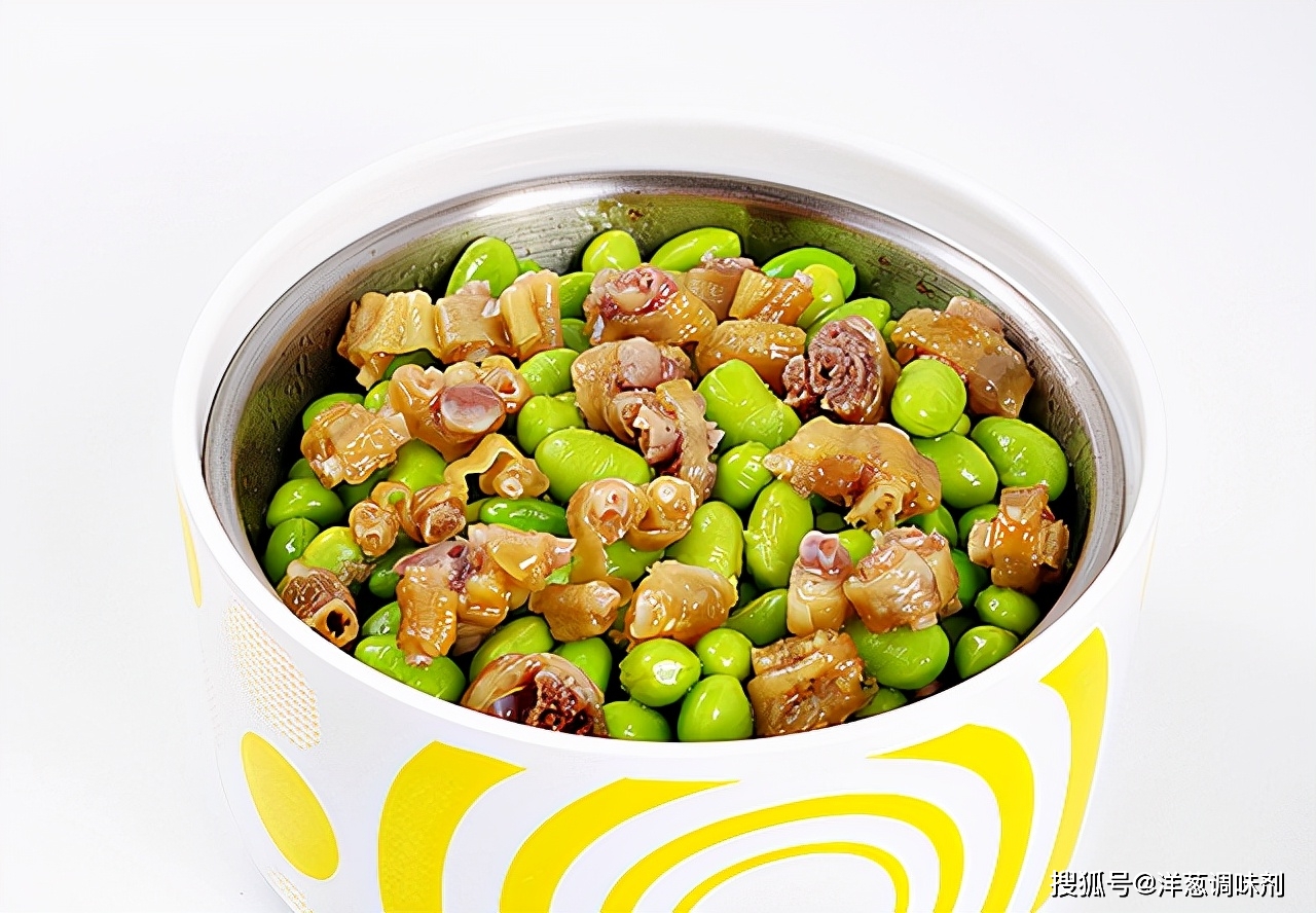 十:鸭爪蒸毛豆这道菜安徽人应该都很熟悉,这是蒸小碗里的一道特色菜.