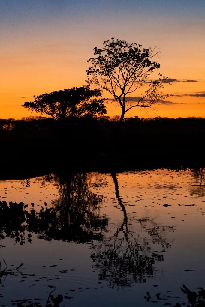 『落日晚风』落日尤其温柔,人间皆是浪漫_班得瑞_夕阳_山谷