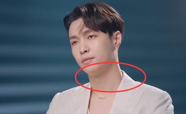 发福的张艺兴是何画风下巴和脖子胖到分不清男神也油腻