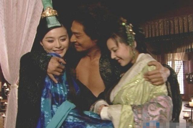 二人结缘于06范冰冰版《封神榜之凤鸣岐山》,剧中饰演"纣王"的马景涛