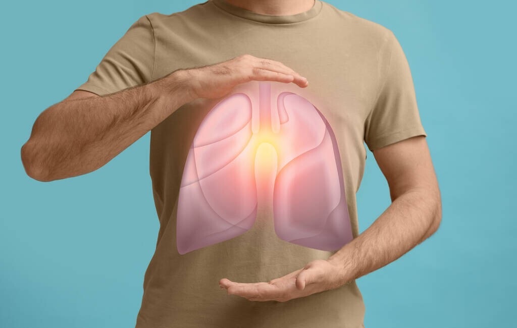 原创
在恶性肿瘤中,肺癌的发病率最高,什么样的人有高风险?
一、大多数肺癌确诊时就是晚期二、肺癌高风险人群的特征三、肺癌早期筛查要注意什么