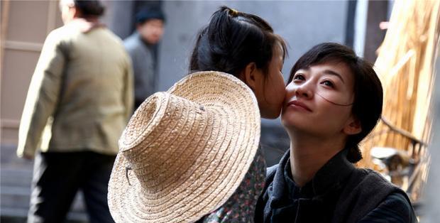 原创谍战剧风筝中郑耀先表明身份的信是不是故意让林桃发现的