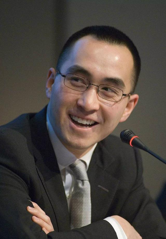 原创好命的何开梓何猷龙为她打天下何超琼的一切努力都是为了她