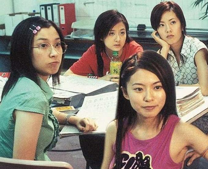 向佐前女友晒自拍,37岁仍宛如少女,二婚嫁大19岁富豪生活幸福_黄婉佩