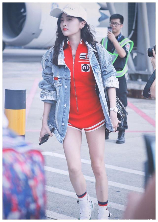 原创吴宣仪身高成迷日常穿搭显高又气质分分钟凹出一米八大长腿