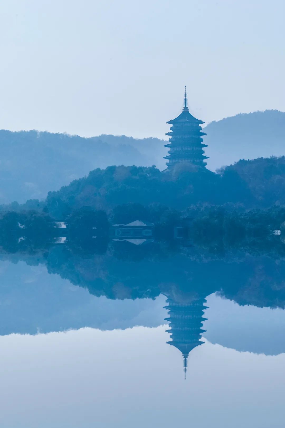 木棉道 | 江南春色美無邊,人間盛景四月天_刺繡_連衣裙_改良