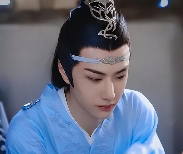 原创娱乐圈能完美驾驭抹额的6位男星王一博俊朗帅气他封神了