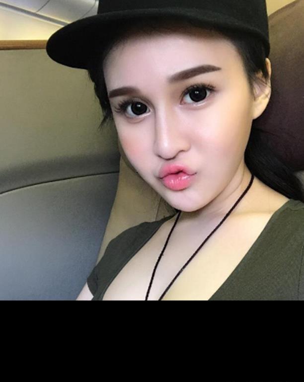 原创有种差异叫赵本山的女儿大女儿朴素似路人小女儿光鲜靓丽