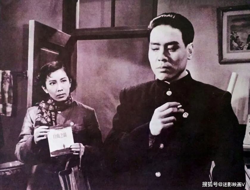 另一位"女特务"的扮演者莽一萍,也经常扮演反派特务,曾在电影《猎字99