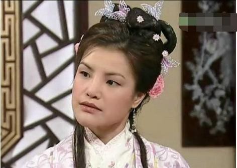 她一生都在演"丑女",出道多年为买房奋斗,如今靠电视相亲_马蹄露_容貌