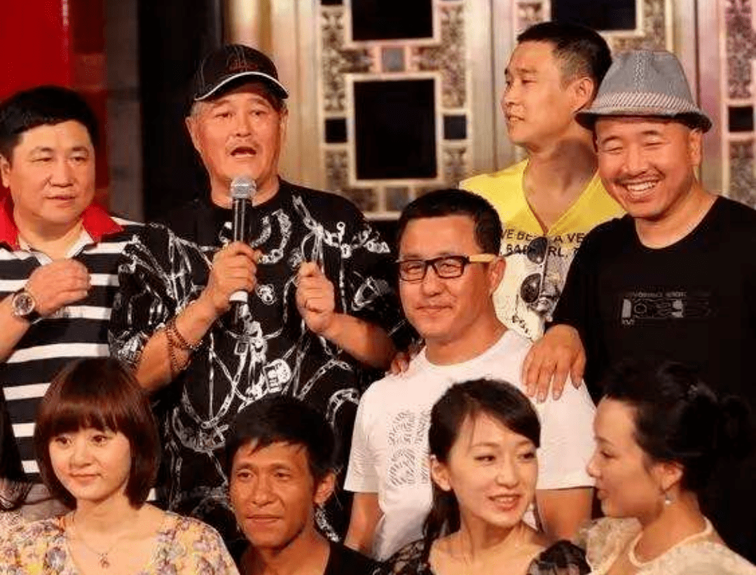 原创令人唏嘘本山传媒艺人纷纷控诉工资低德云社却发展越来越好