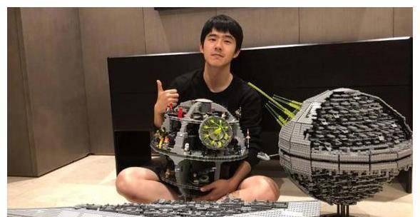 原创刘昊然近照曝光发福明显身材走形网友是开大头特效了吗