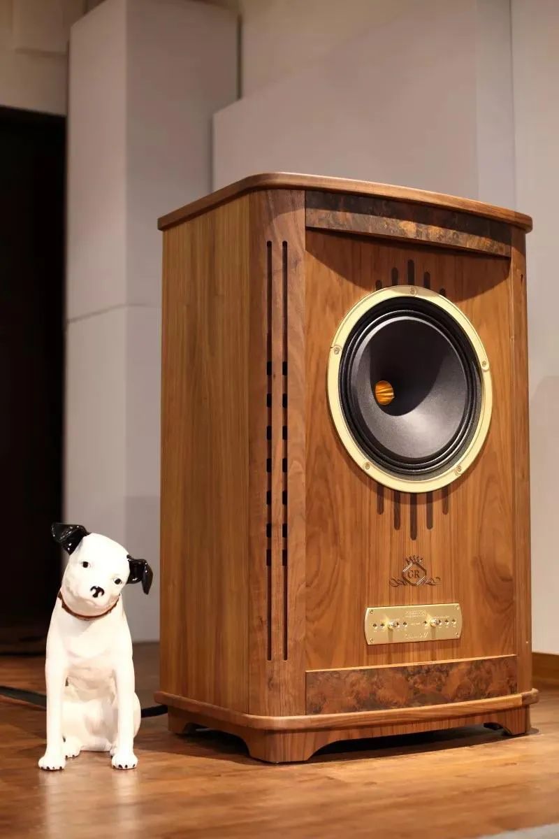 天朗肯德堡音箱tannoy canterbury gr兼具传统与现代的经典!