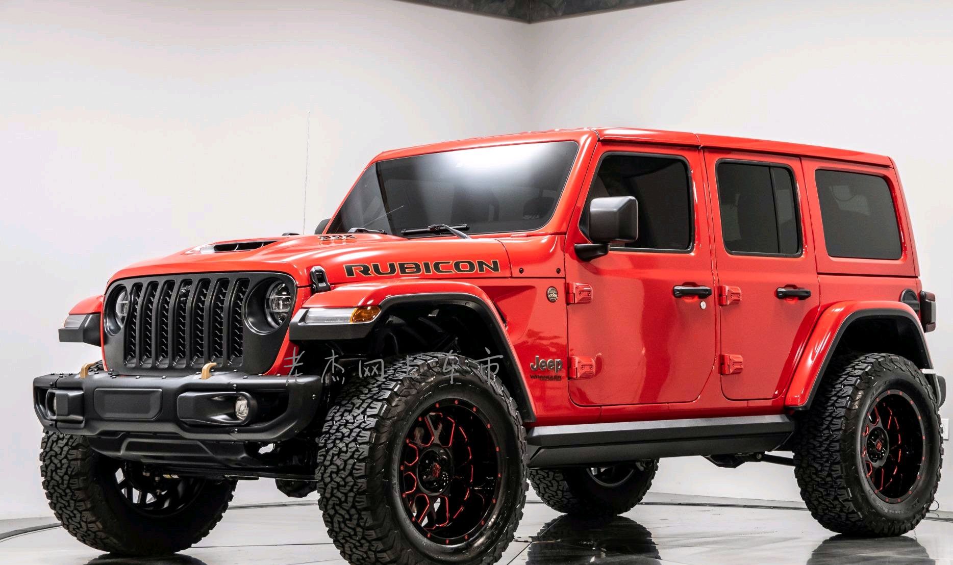原创jeep牧马人霸王版亮相64升引擎全地形轮胎四驱真霸气