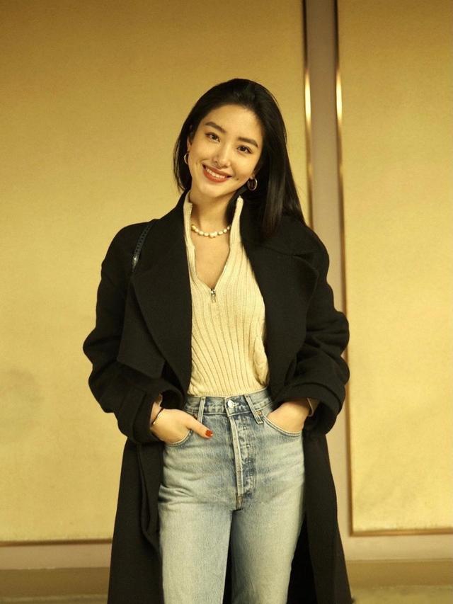 原创杨采钰的港风穿搭绝了玛丽珍皮鞋有魅力日常穿搭秒变摩登女孩