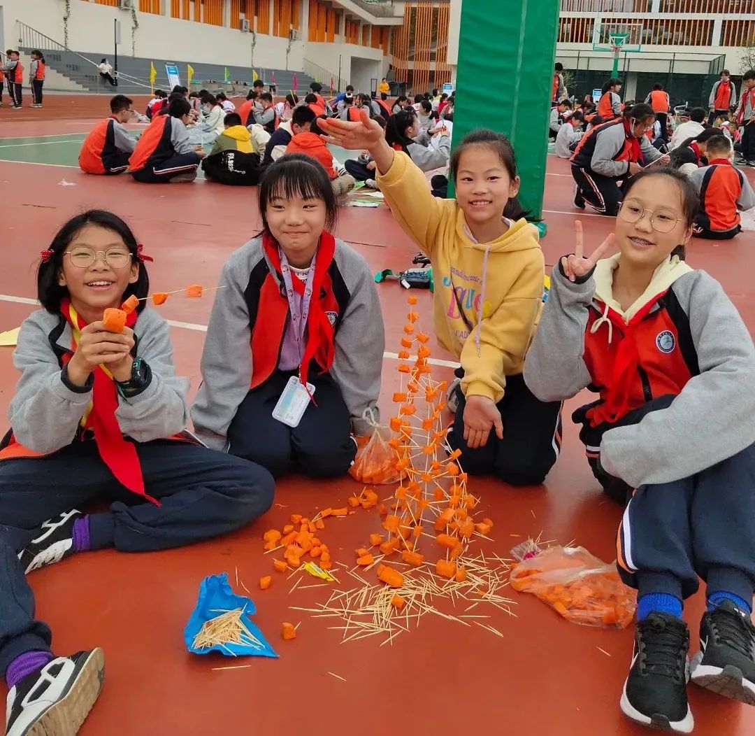 别顾着学习课本知识一起去临安城南小学逛逛科技节
