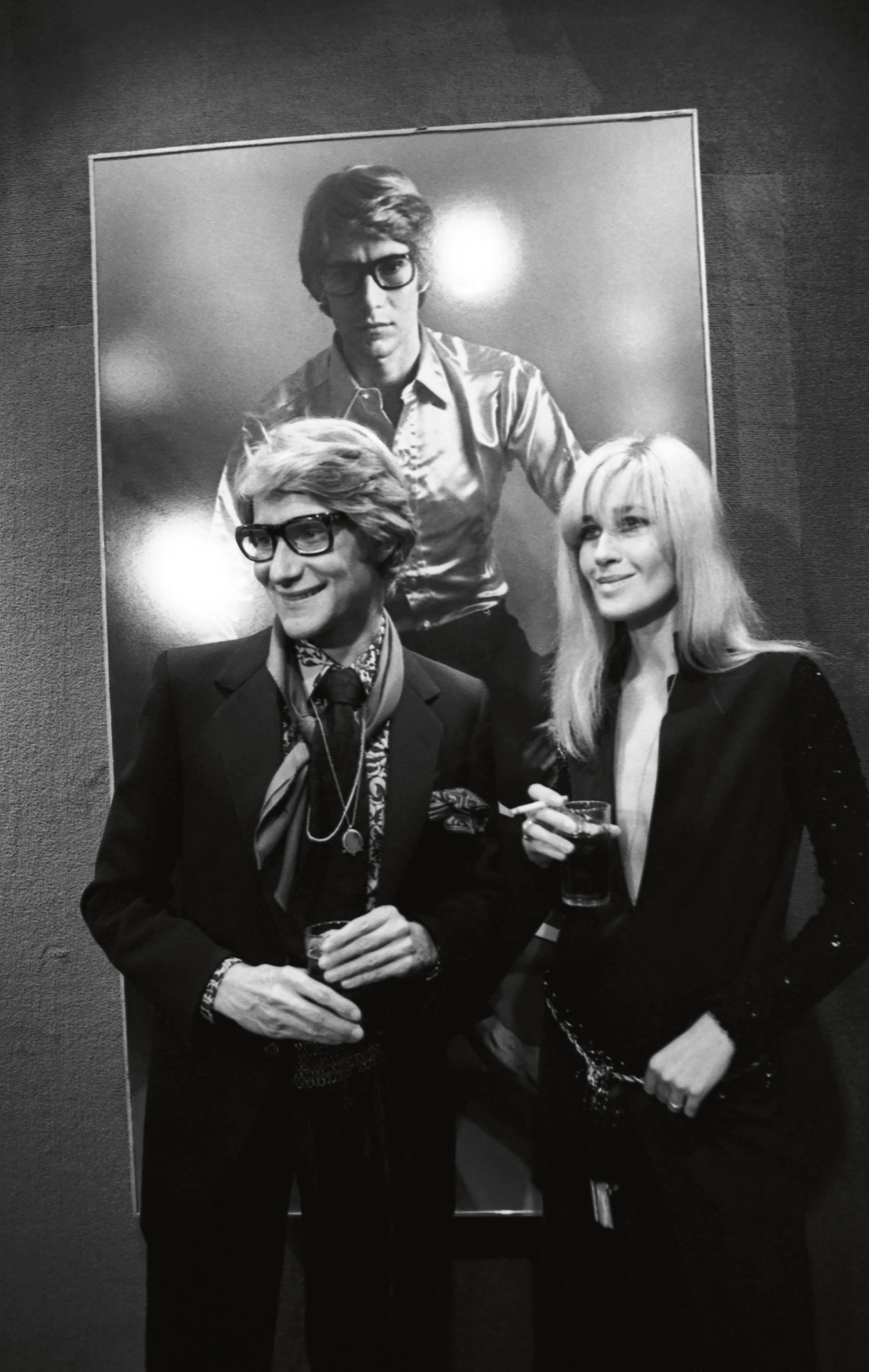 婚纱穿皮草黑丝:我是自己的钻石_贝蒂·卡_圣罗兰_女性