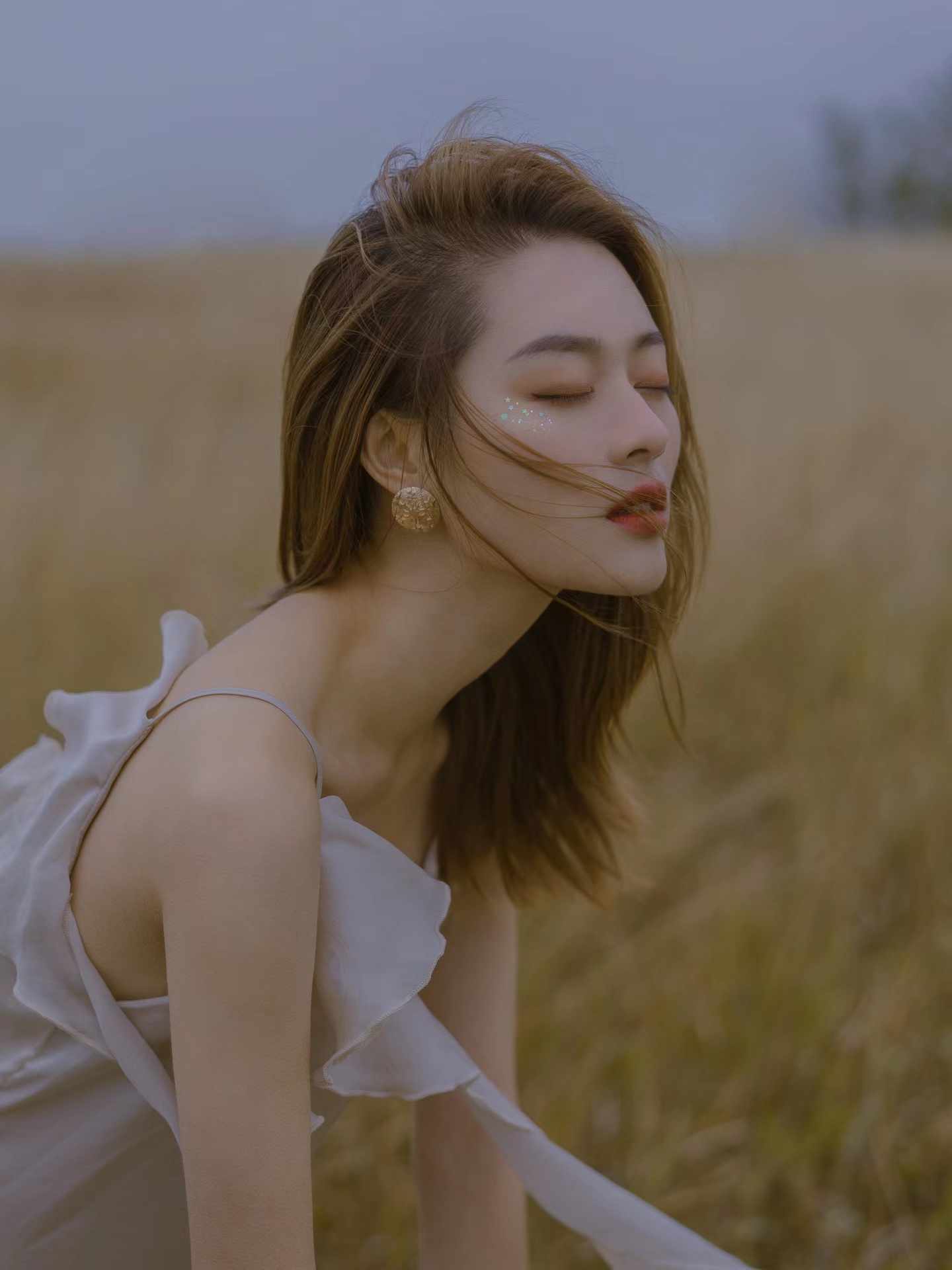 避免户外人像拍摄失误,学好7种构图方式,户外人像美照随手拍_中的人物