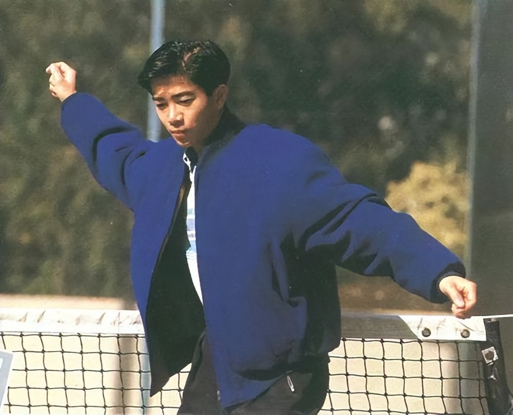 "悲情才子"陈百强,两段情终无果:一个二婚幸福,一个离婚未嫁