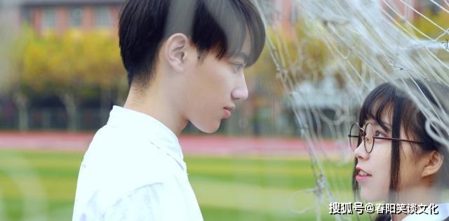 原创十二星座男坠入爱河成啥样天蝎这个行为就是非你不可