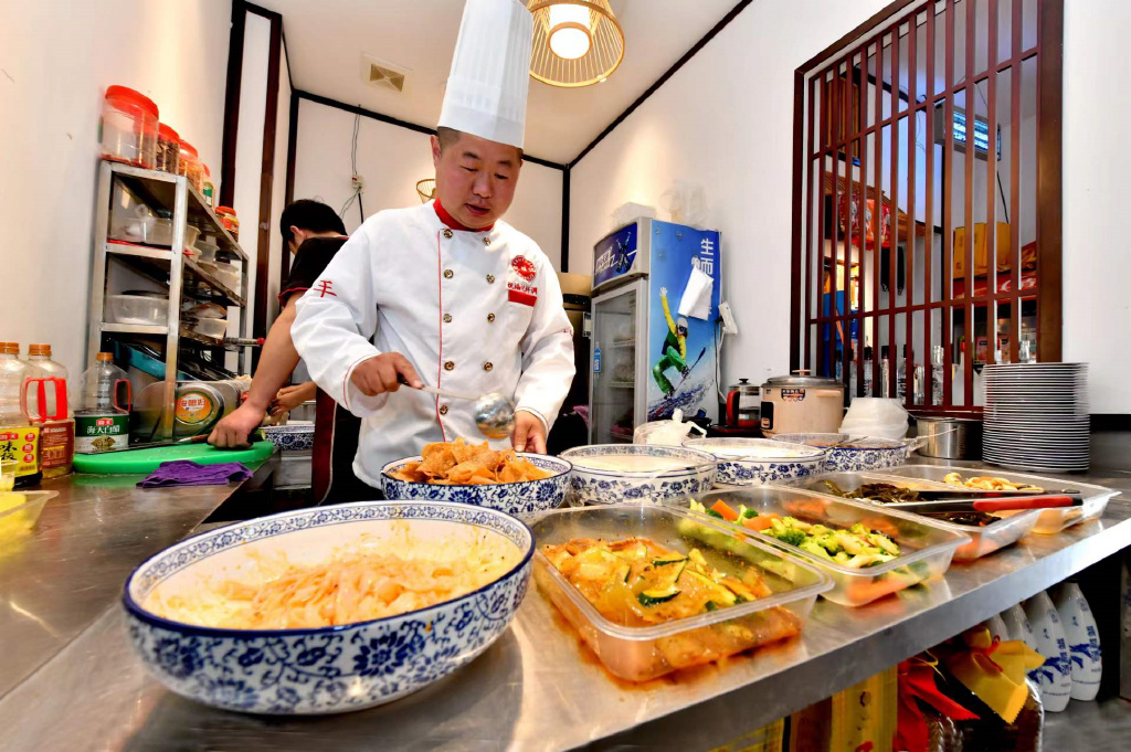 太和板面名厨李巍_阜阳_美食_餐饮