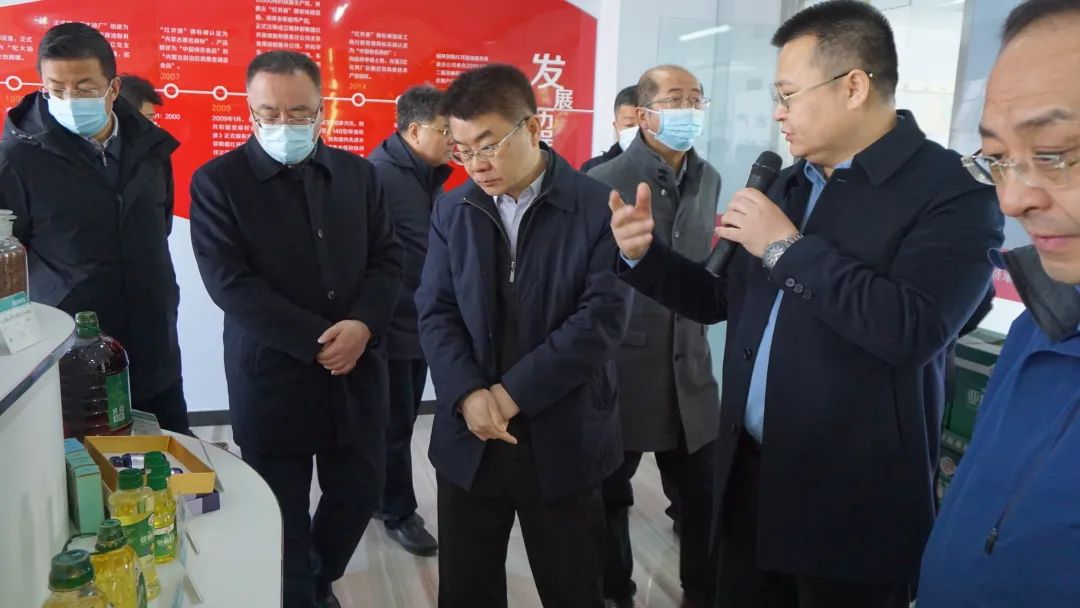 北京市支援合作办公室党组书记主任丁勇一行走访红井源考察调研