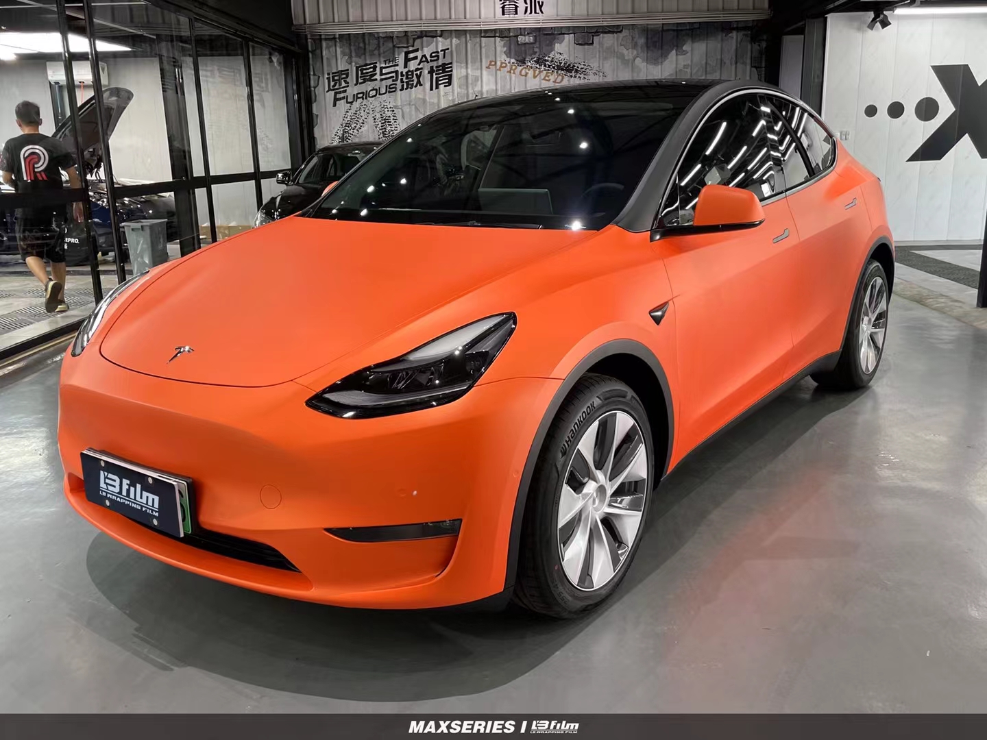 lbfilm改色膜案例特斯拉modely消光熔岩橙