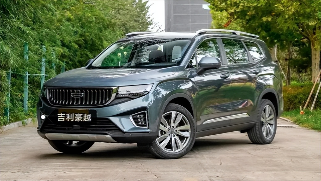 10万出头的7座suv2022款吉利豪越都有啥升级