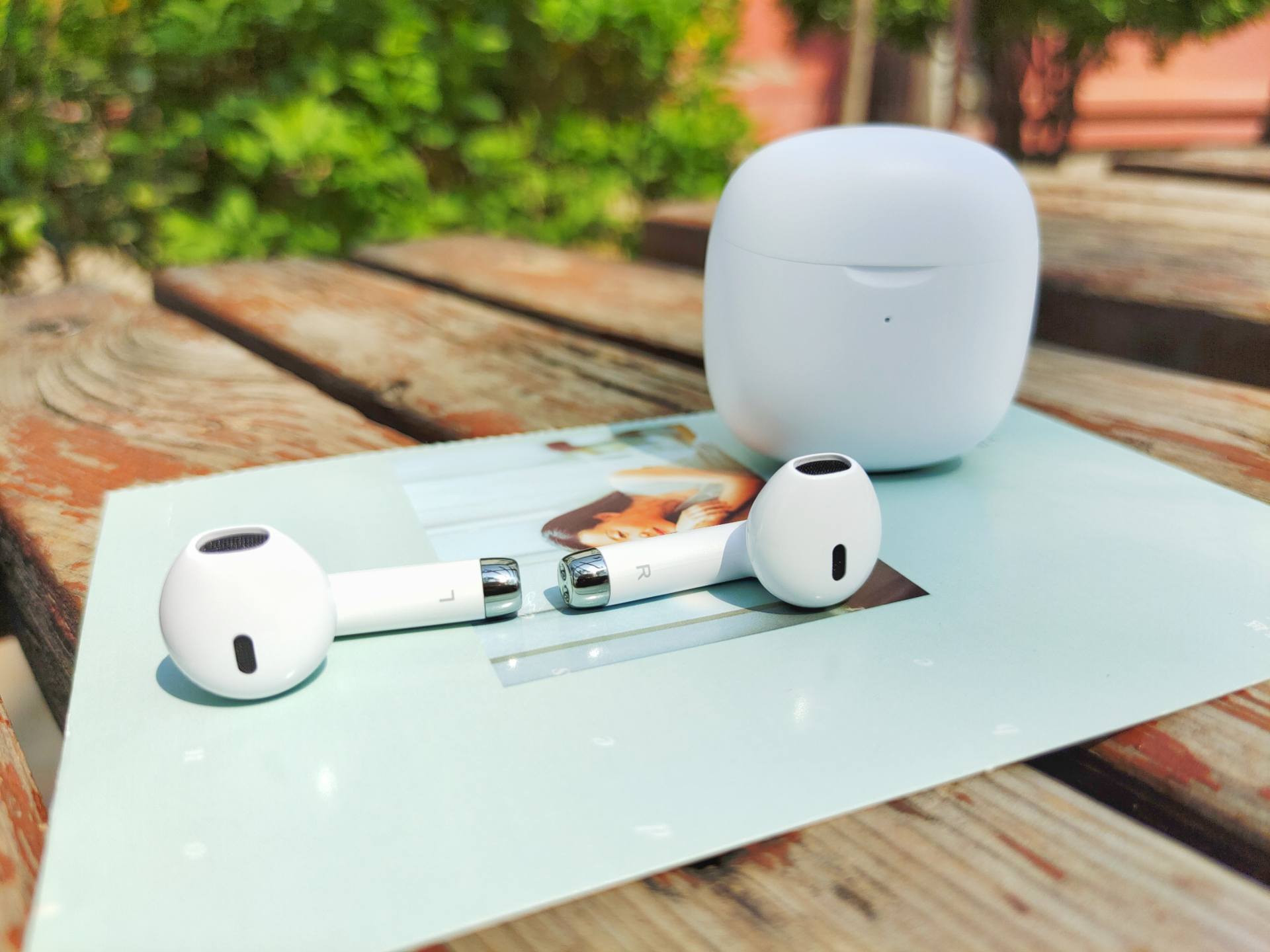 小巧的尊客X22耳机，不分年龄差别，统统是其音质的俘虏