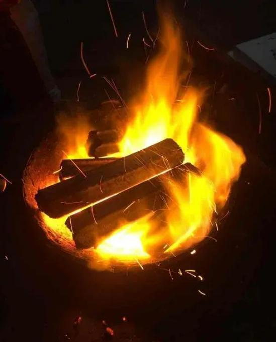 原创三星堆发现黄金面具当时还没炼金术黄金哪来的说捡的您信吗