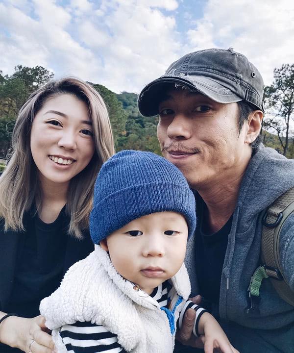 当然,即使有了孩子,但庄凯勋对妻子的爱意也丝毫不曾减少,前段时间