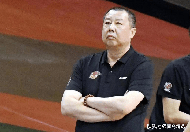 吴庆龙卸任青岛男篮主帅_赛季_球迷_联赛