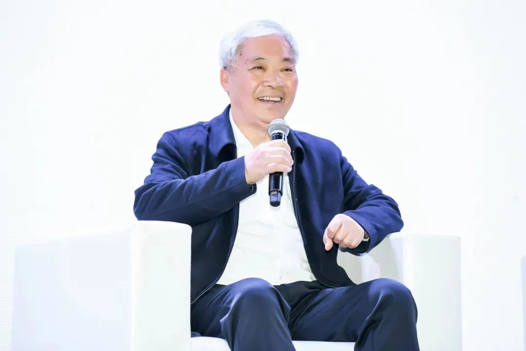 陈果正如怀庄集团董事长陈果所言,真工和怀庄的合作,是以仁怀狡酒