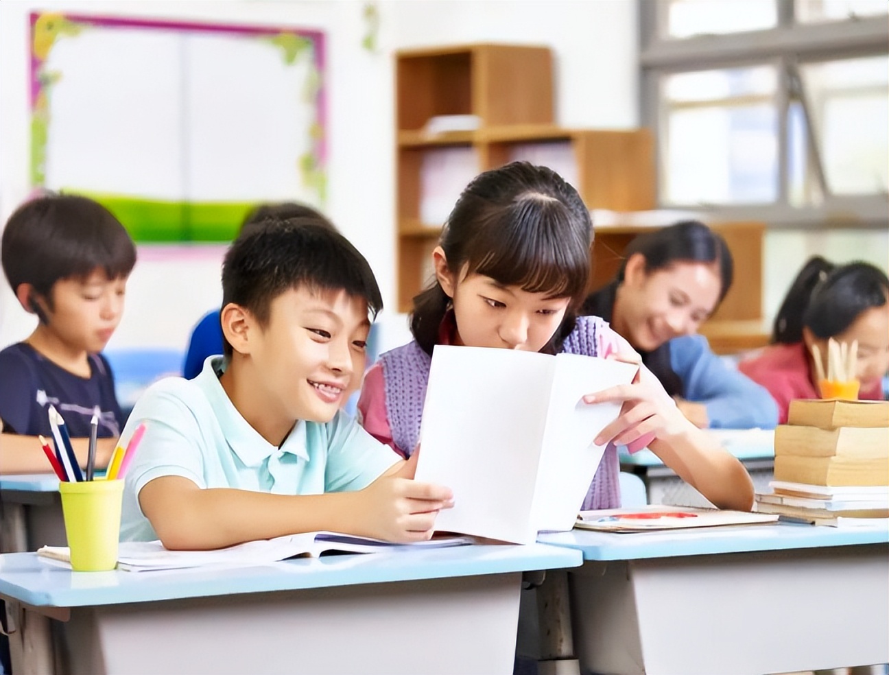 原创体育pk英语成功上位义务教育新课标发布学生们欢呼雀跃