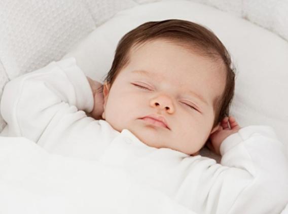 为啥宝宝总是频繁夜醒？学会这几招，宝宝一觉到天亮！