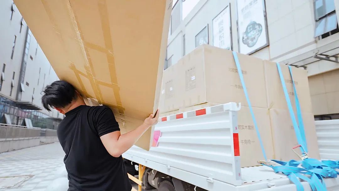 敢揽瓷器活必有金刚钻江铃轻卡家具物流配送版上线啦