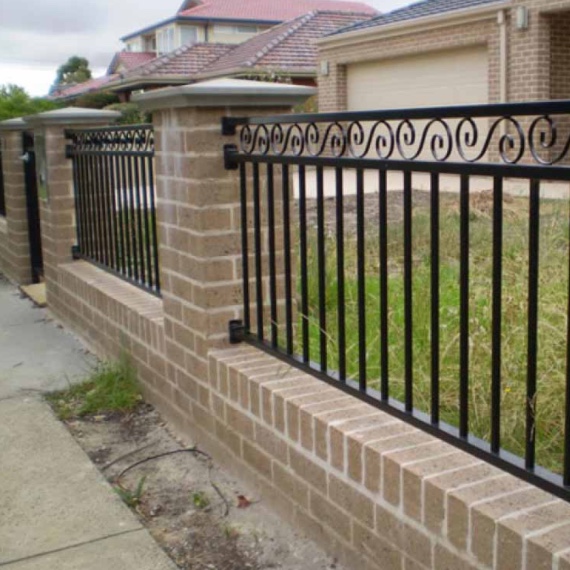 西安铁艺围栏都要有柱子吗