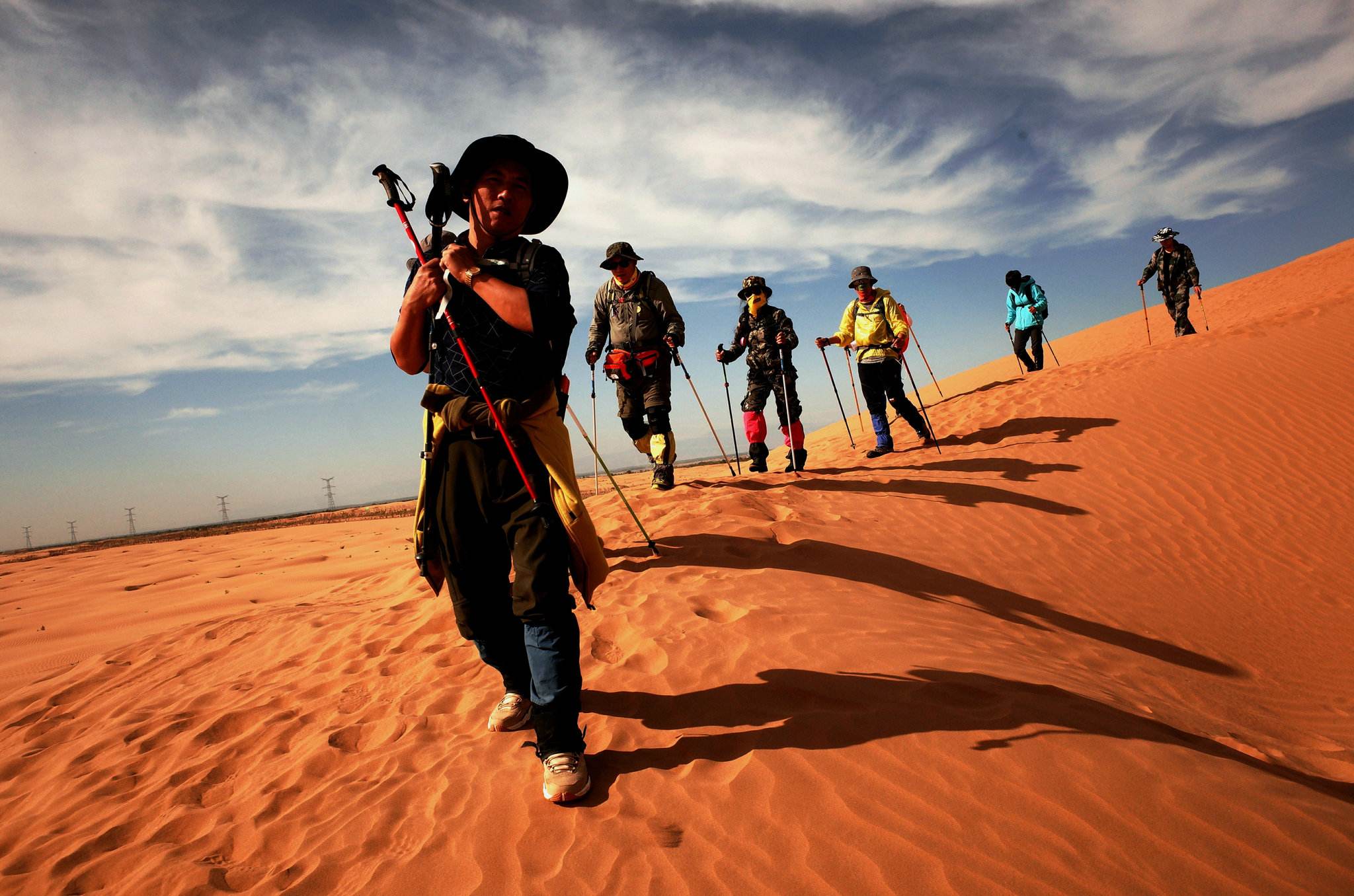 沙漠_黄沙_队伍