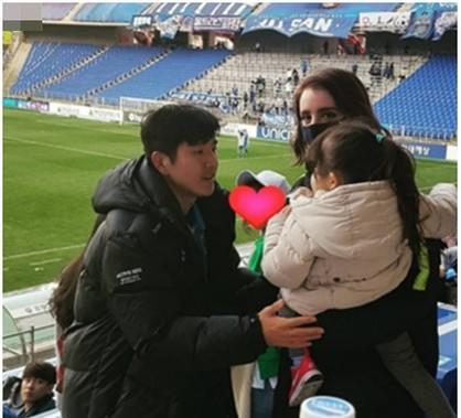 "男神背后的她"之安娜——瑞士的一见钟情定终身_朴柱昊_语言_孩子