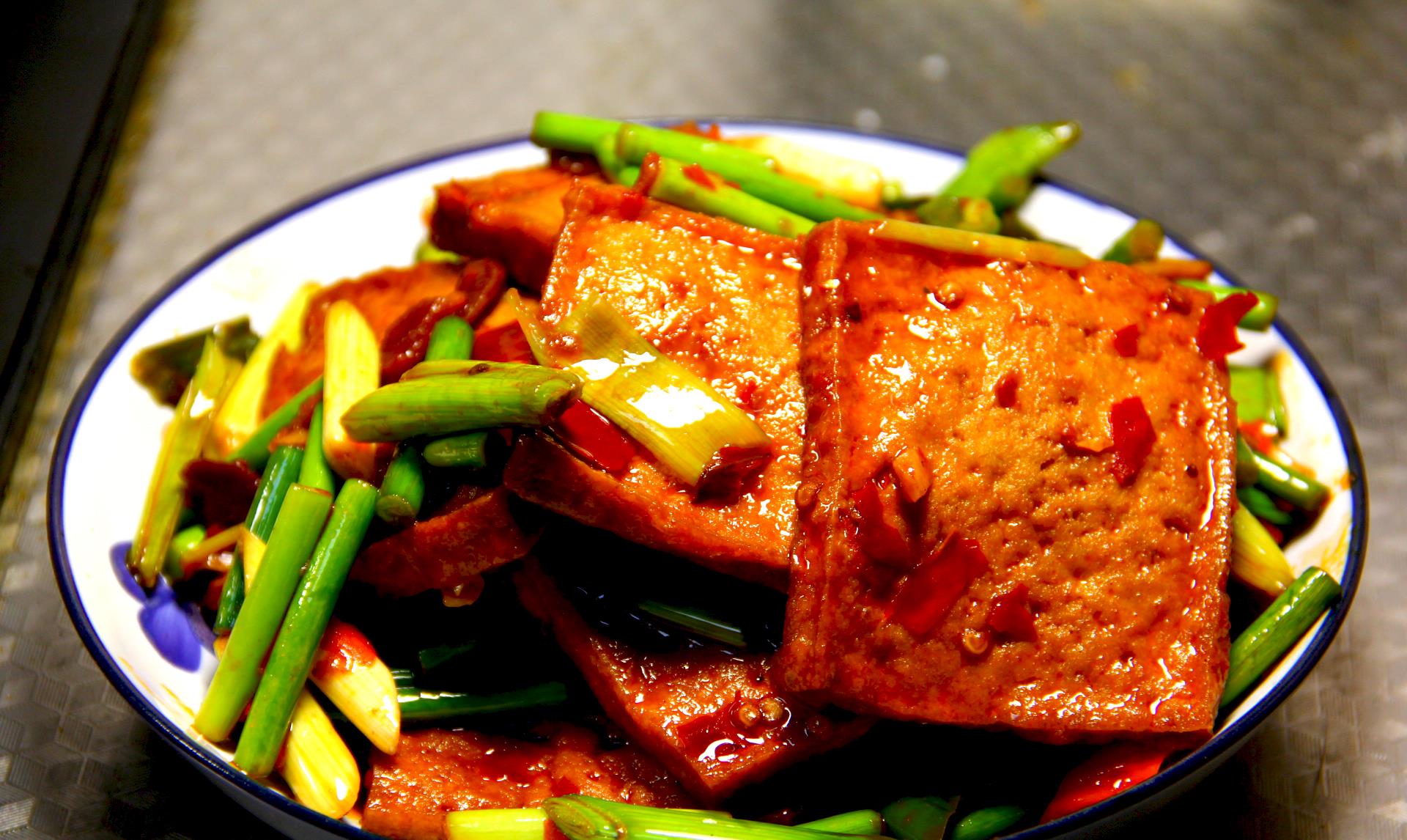 原创回锅豆腐连肉都不放为啥也开始霸占餐桌试着做一次素食还真香