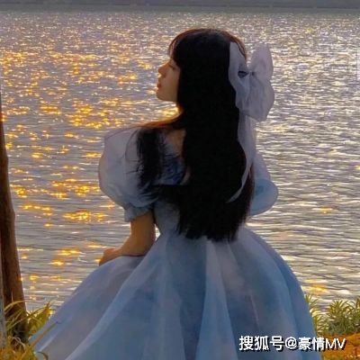 2022背影小仙女好看的頭像夏季長髮女生背影頭像圖片