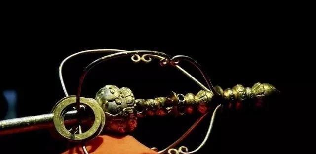 鲁智深的水磨禅杖62斤,相当于现在多大重量?_兵器_戒刀_岳云