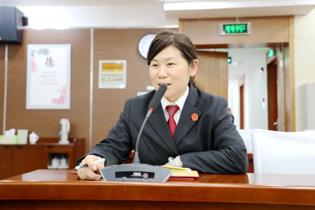 东台法院举行三项工作推进会暨2022年青年法官研究会第一次活动