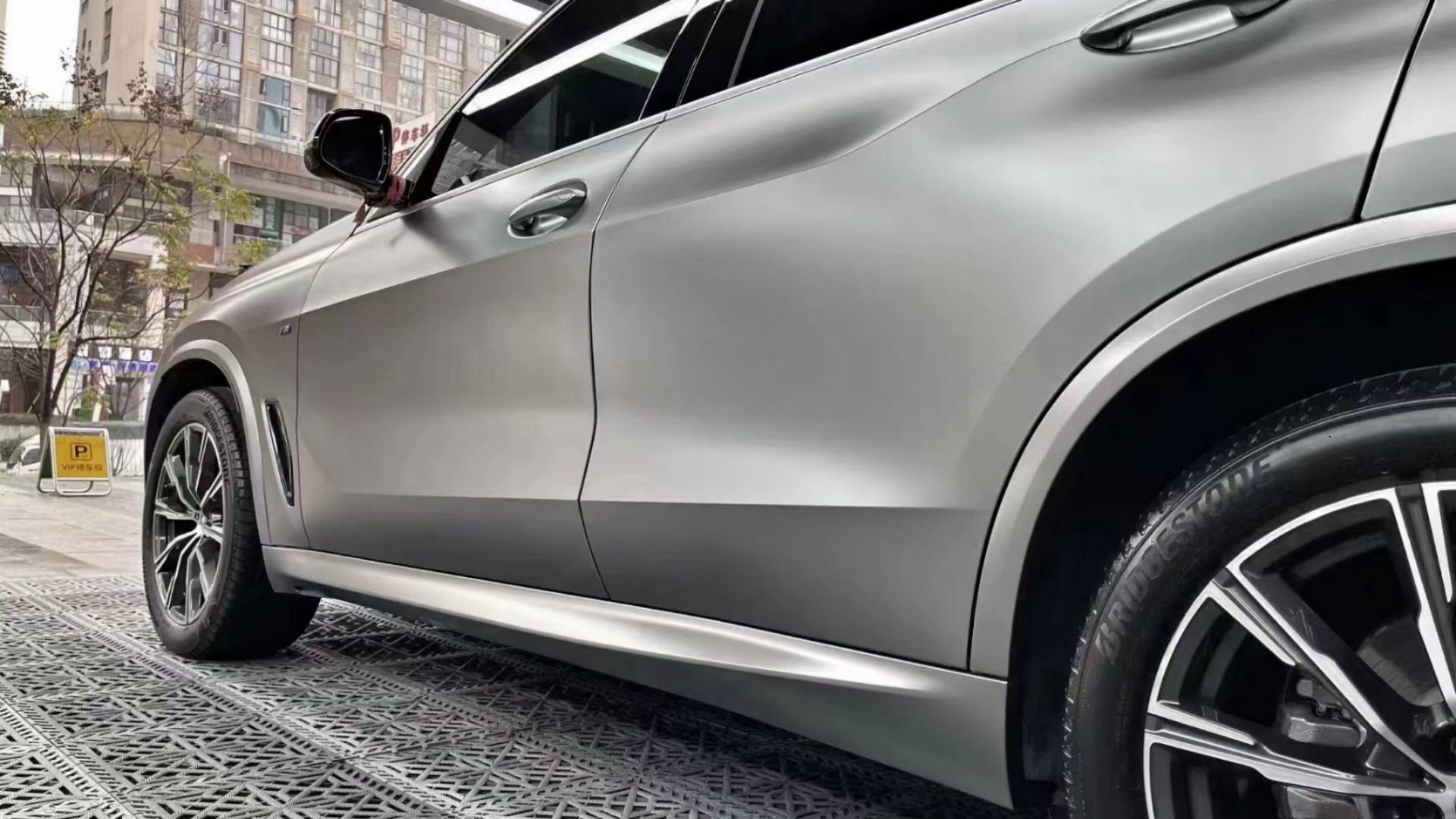 宝马汽车evomax易玛改色膜pet液态金属银